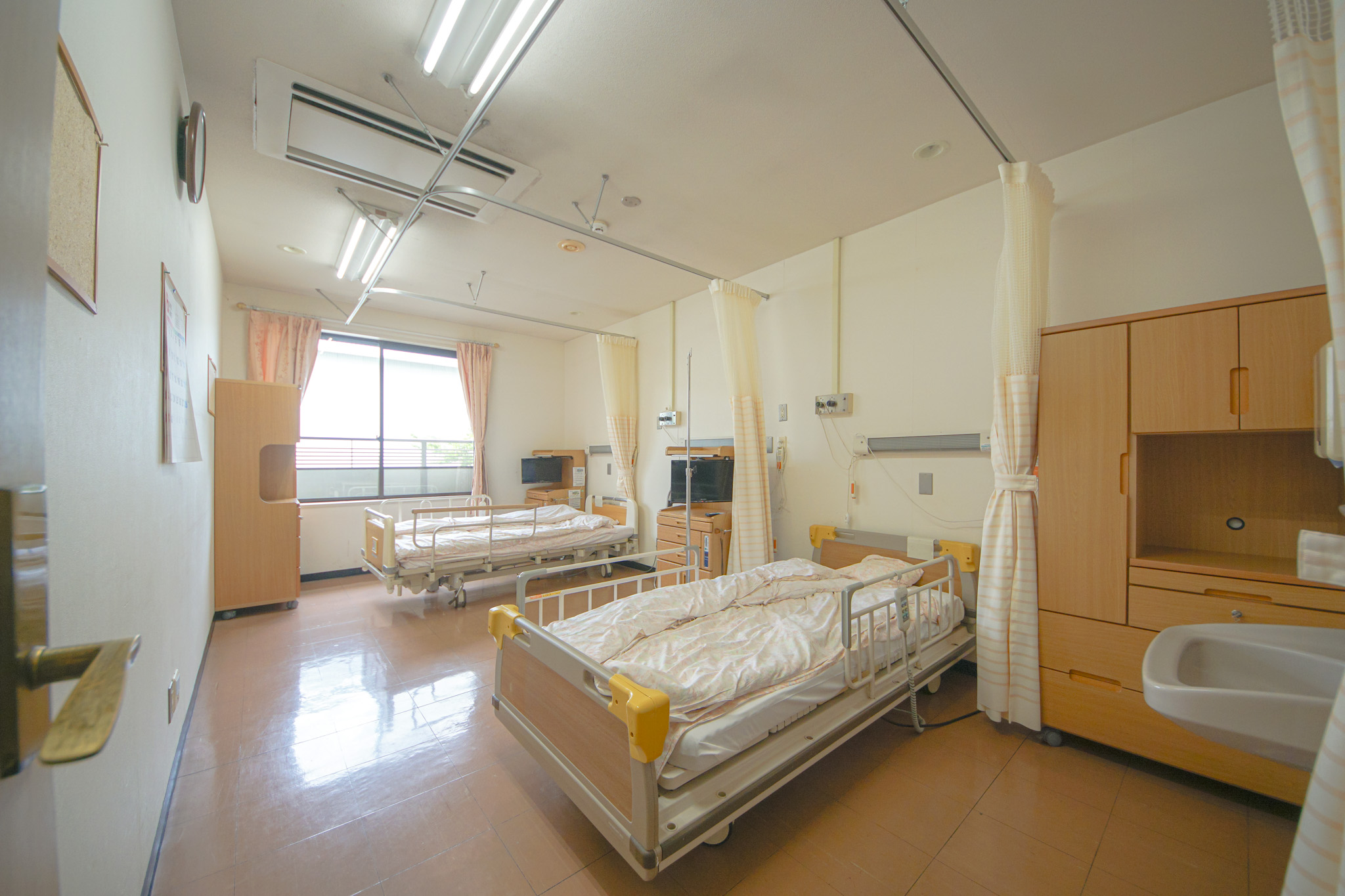 病室